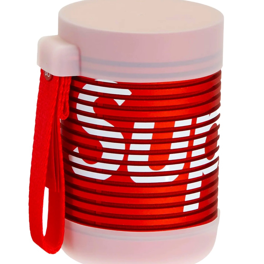 Supreme bang&Olufsen explore portable speaker